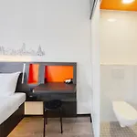 Easyhotel Main Station ציריך
