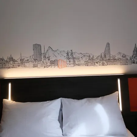 Easyhotel Main Station Szálloda Zürich