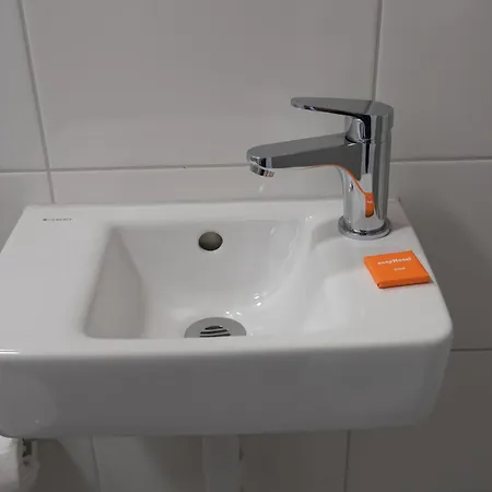 Szálloda Easyhotel Main Station Zürich
