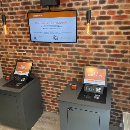 Easyhotel Main Station * Zürich