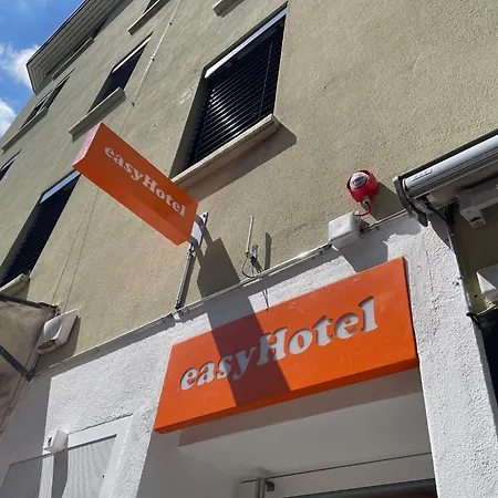 Szálloda Easyhotel Main Station Zürich