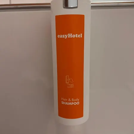 Easyhotel Main Station Szálloda Zürich