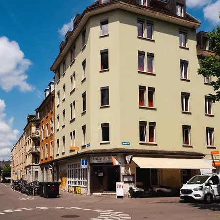 Easyhotel Main Station Hotel Zürich