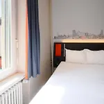 Easyhotel Main Station Отель Цюрих