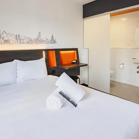 Szálloda Easyhotel Main Station