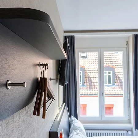 Easyhotel Main Station