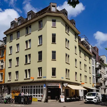 Hotel Easyhotel Main Station