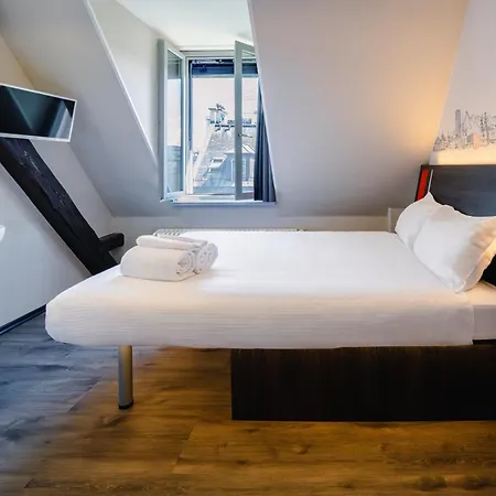 Easyhotel Main Station * Zurich