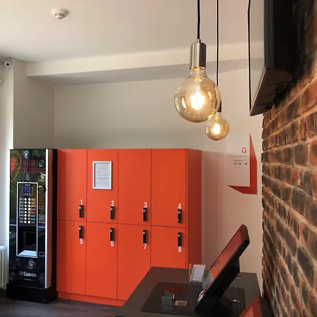 Easyhotel Main Station Hotel 3*
