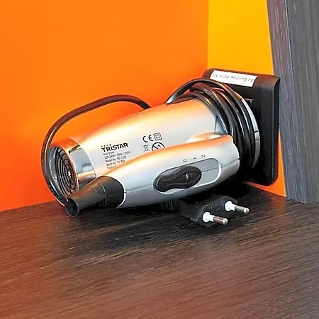 Easyhotel Main Station 3*
