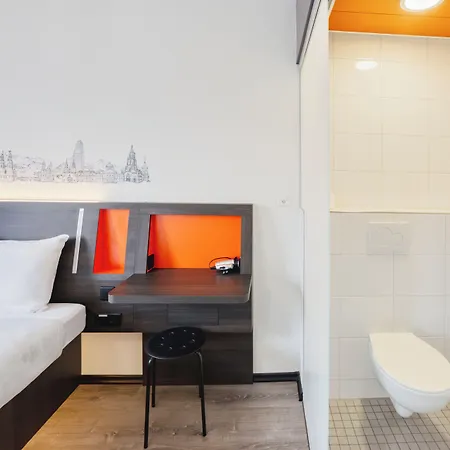 Easyhotel Main Station Hotel Zürich