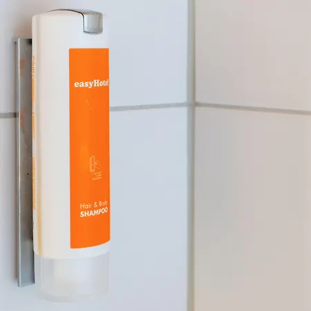Easyhotel Main Station 3* Zürich