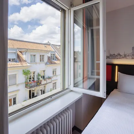 Hotel Easyhotel Main Station