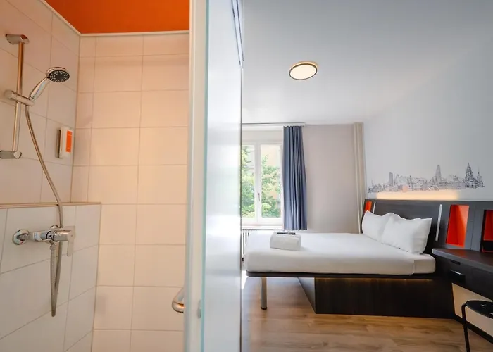 Easyhotel Main Station * 취리히