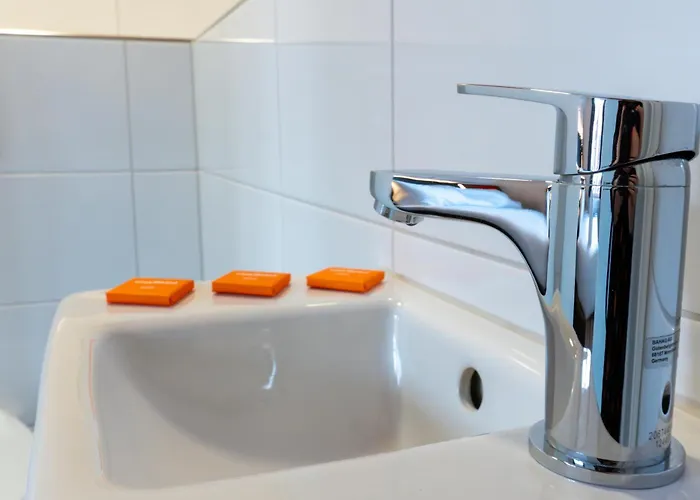 Easyhotel Main Station