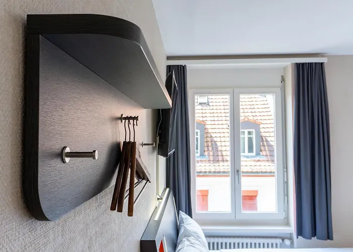 Easyhotel Main Station