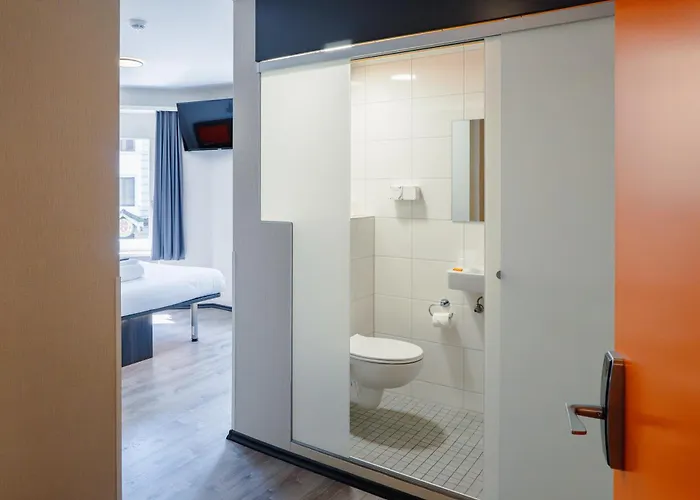 Easyhotel Main Station Ξενοδοχείο *